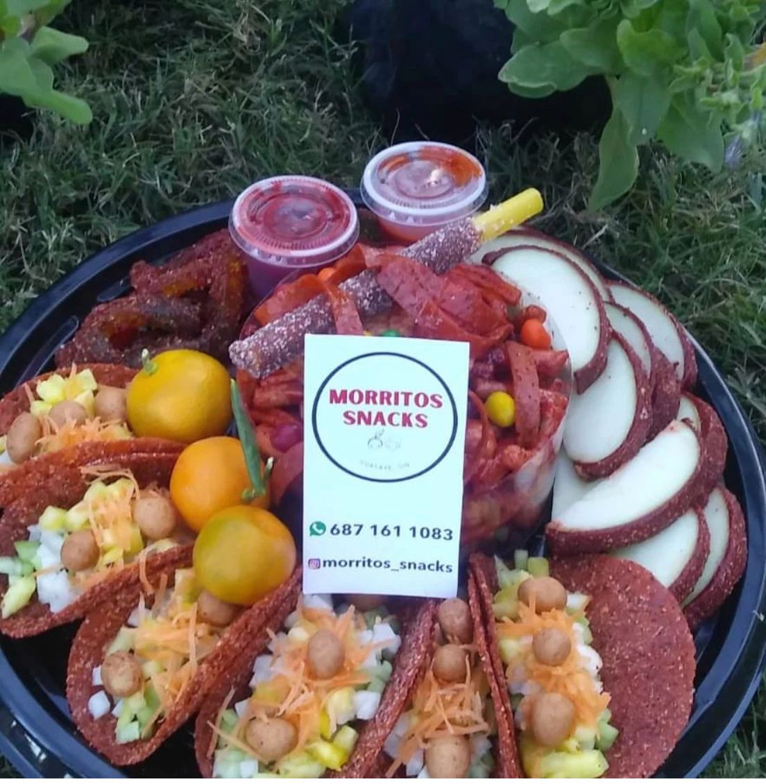 Charola decorada en verde